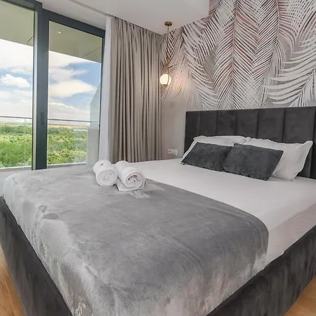 Velvet - Vogh Building *