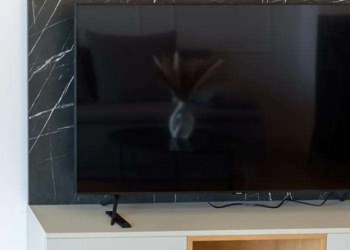 Velvet - Vogh Building * Olimp