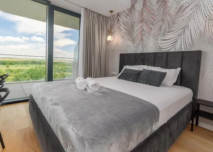 Velvet - Vogh Building *